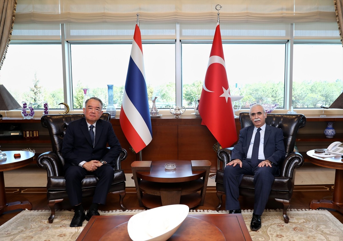 Anayasa Mahkemesi (AYM) Başkanı Kadir Özkaya (sağda), çalışma ziyareti kapsamında Türkiye'de...