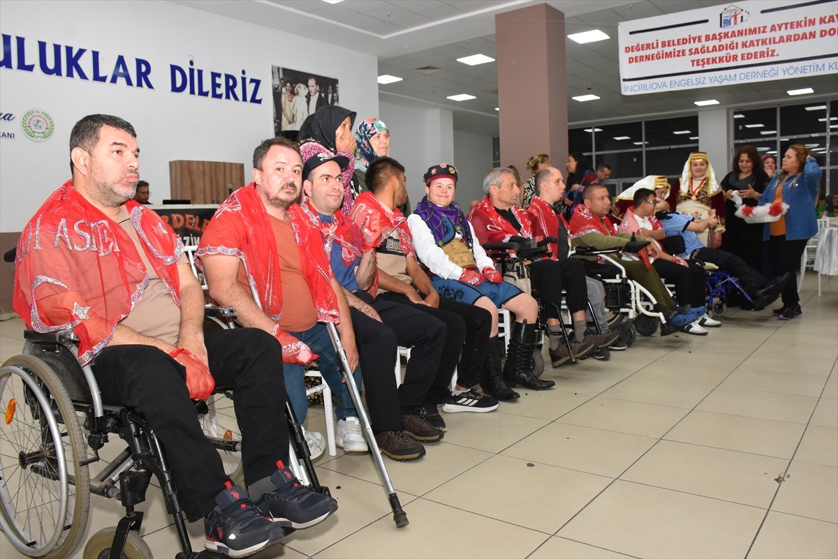 Aydın'ın İncirliova ilçesinde asker olmanın heyecan ve gururunu yaşamak isteyen engelliler için...