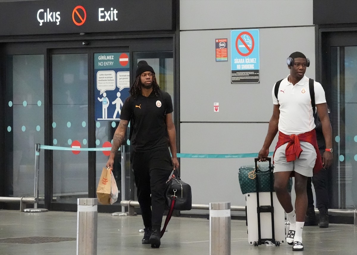 Basketbol Şampiyonlar Ligi'ni ikinci sırada tamamlayan Galatasaray Erkek Basketbol Takımı...