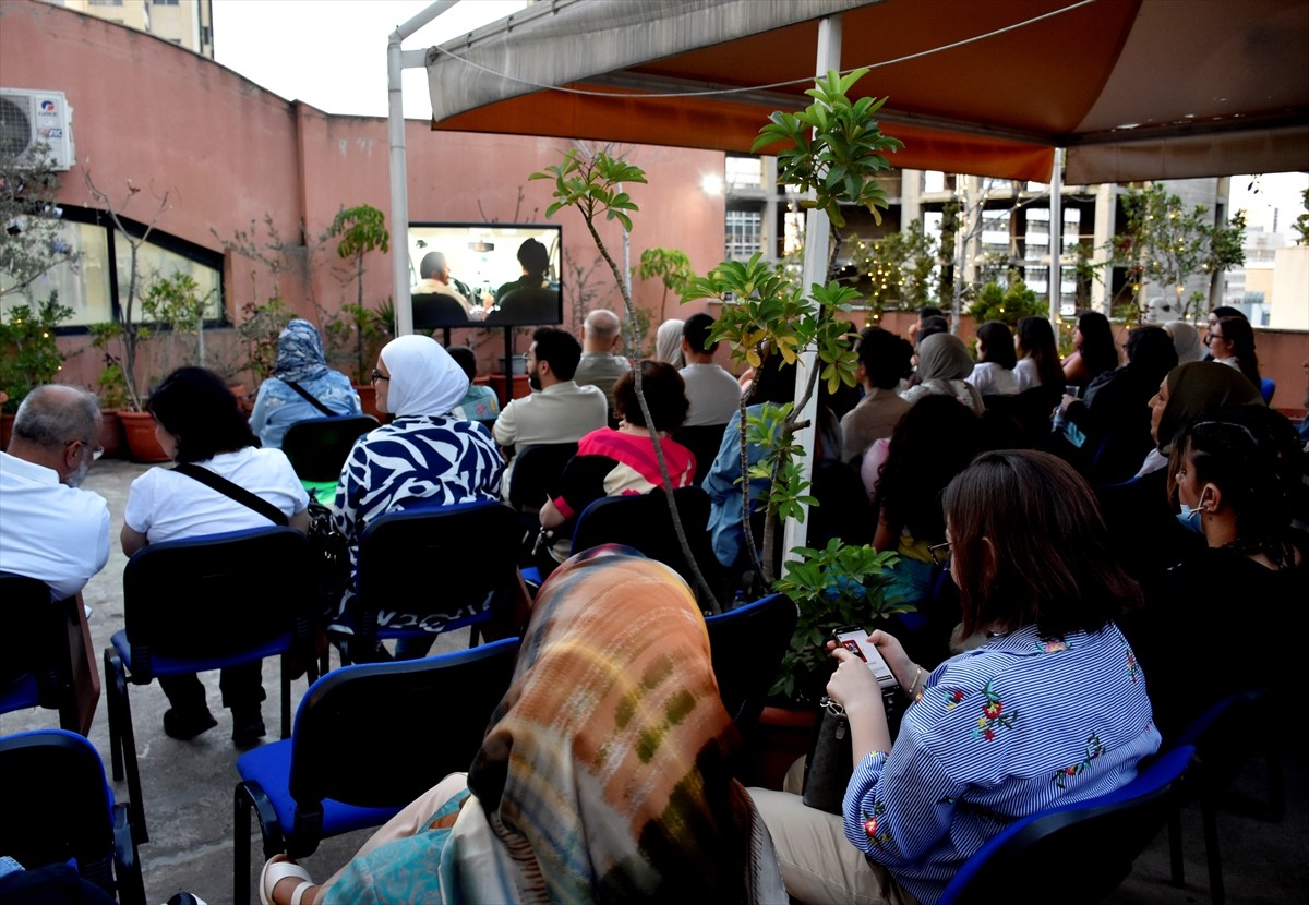 Beyrut Yunus Emre Enstitüsü (YEE), kültürel etkileşimi ve Türk sinemasını tanıtmayı amaçlayan...