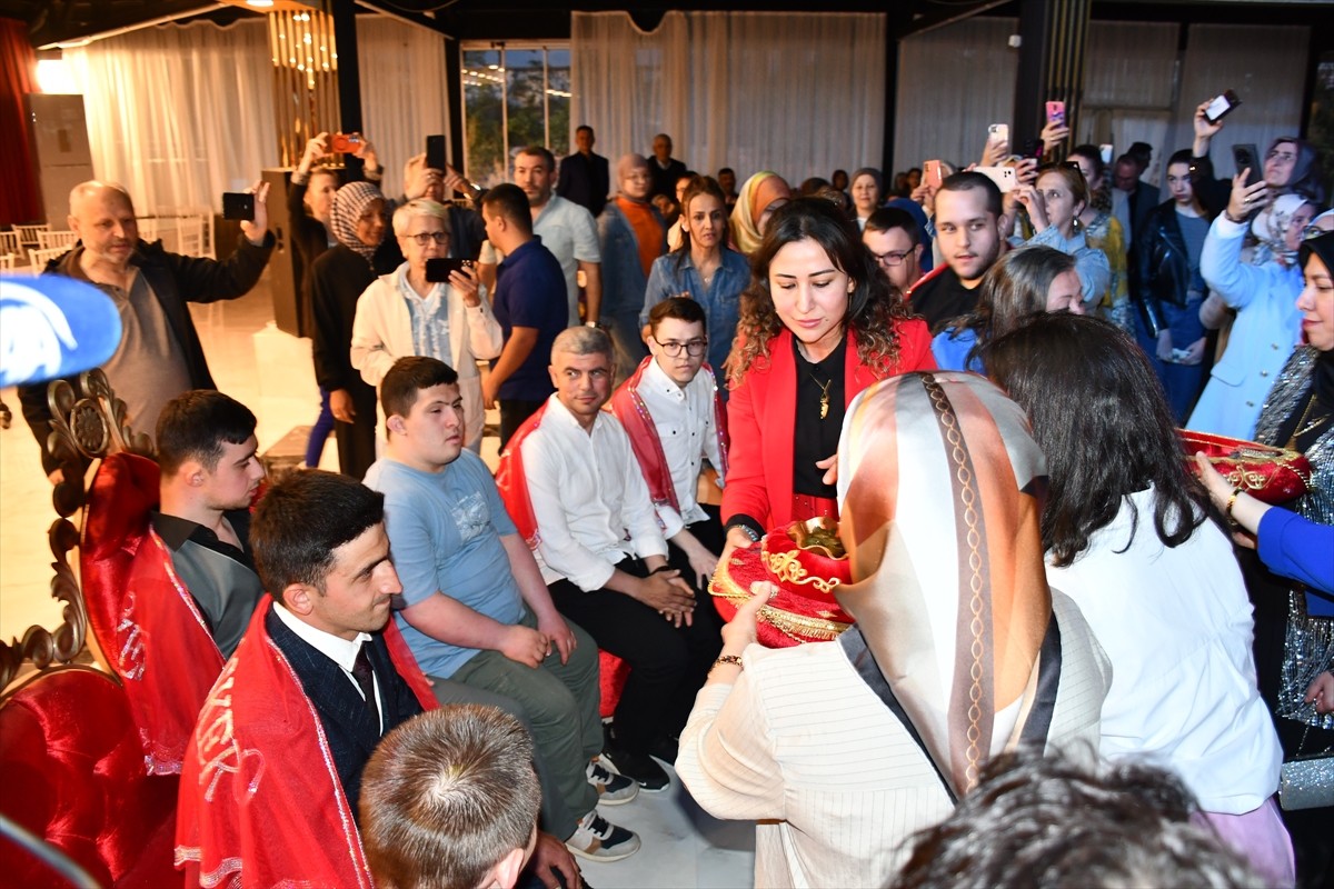 Bilecik'te, Aile ve Sosyal Hizmetler İl Müdürlüğü ile Bilecik Engelsiz Yarınlar Derneği (BİEYDER)...