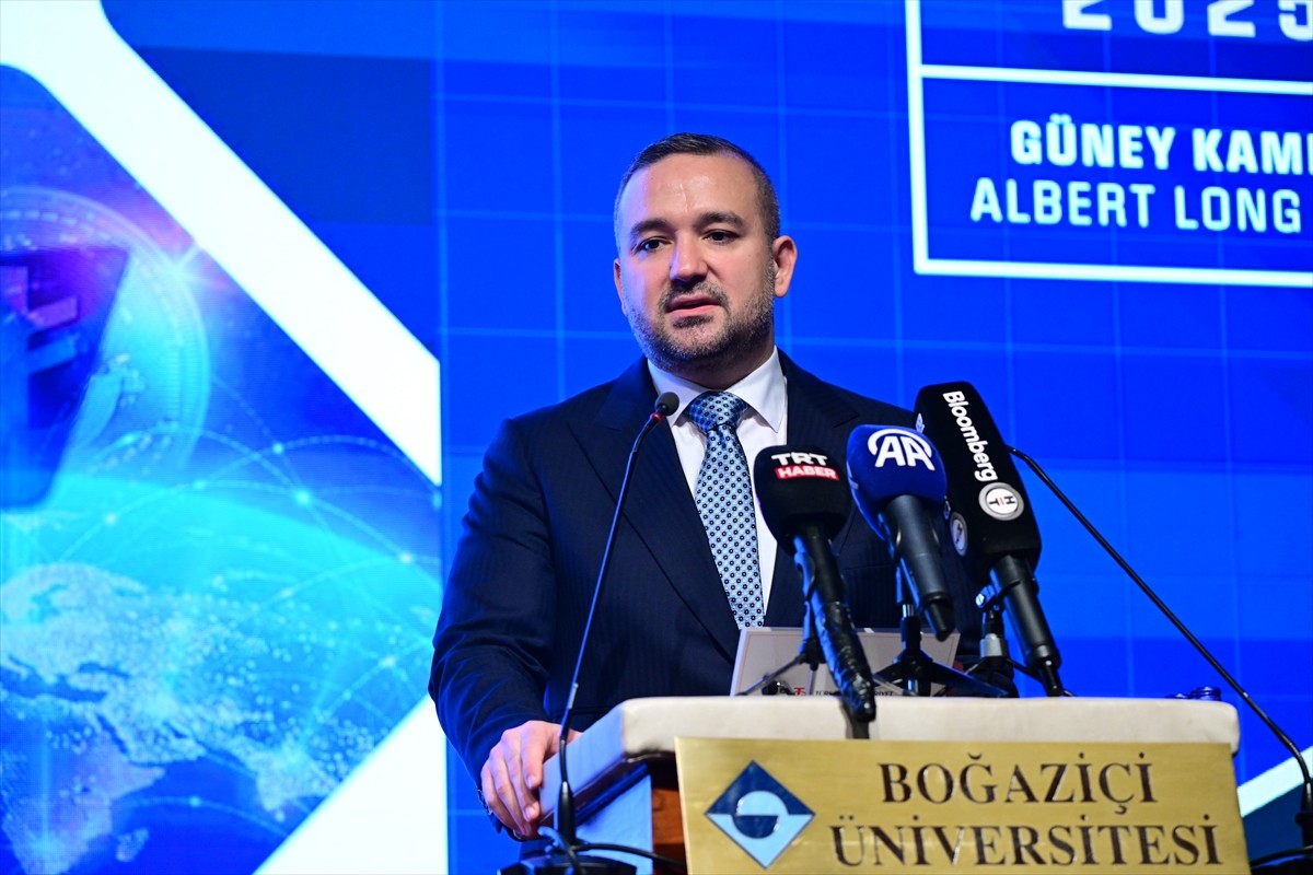 Boğaziçi Üniversitesinin ev sahipliğinde, "Belirsizlik Çağında Finansal Dönüşüm" temasıyla...