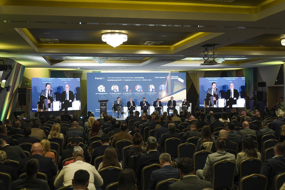 Bosna Hersek'in başkenti Saraybosna'da, Bosna Hersek Dışişleri Bakanlığı ile Ulaştırma ve...