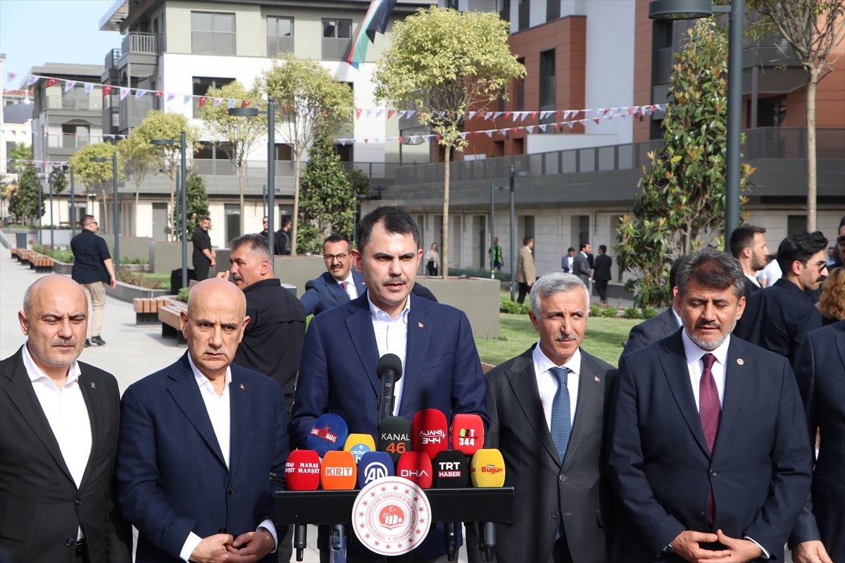 Çevre, Şehircilik ve İklim Değişikliği Bakanı Murat Kurum, çeşitli temaslarda bulunmak üzere...