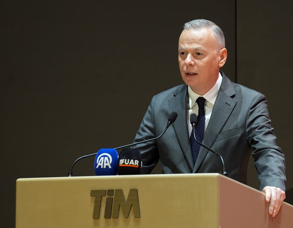 Çimento, cam, seramik ve toprak ürünleri sektörlerinde geçen yıl en çok ihracat yapan firmalar...