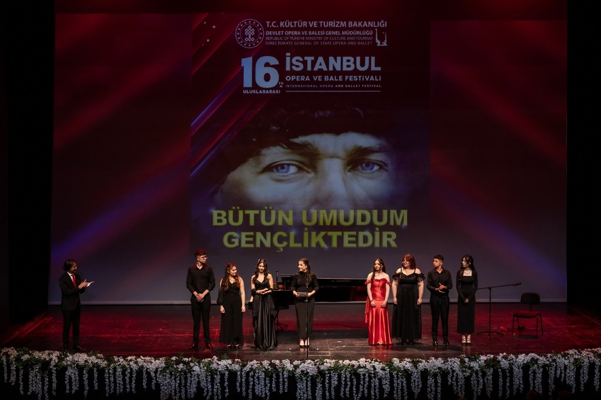 Devlet Opera ve Balesi (DOB) Genel Müdürlüğünün düzenlediği "16. Uluslararası Opera ve Bale...