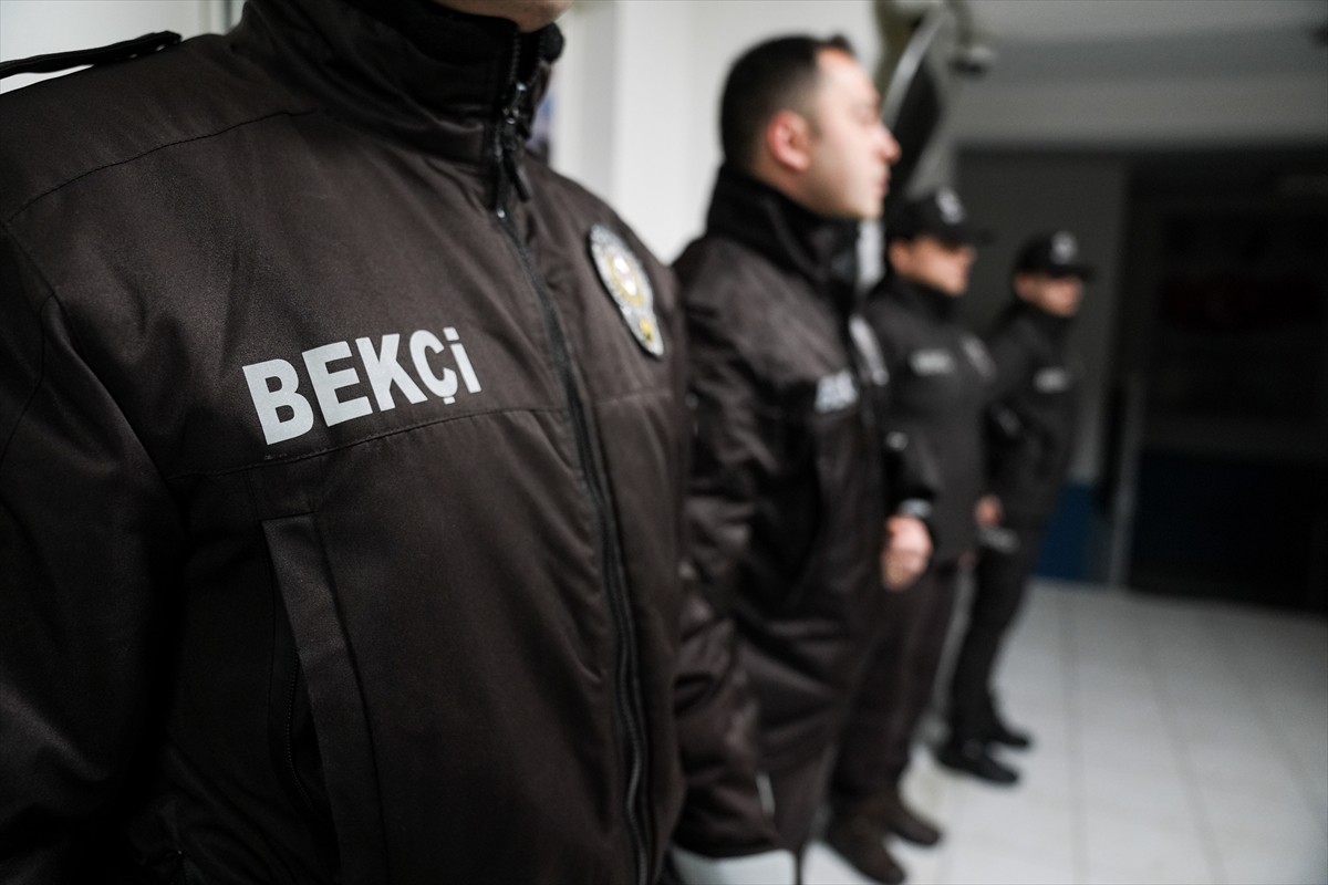 Emniyet Genel Müdürlüğü Asayiş Daire Başkanlığı çatısı altında "Türkiye'nin Huzuru" sloganıyla...