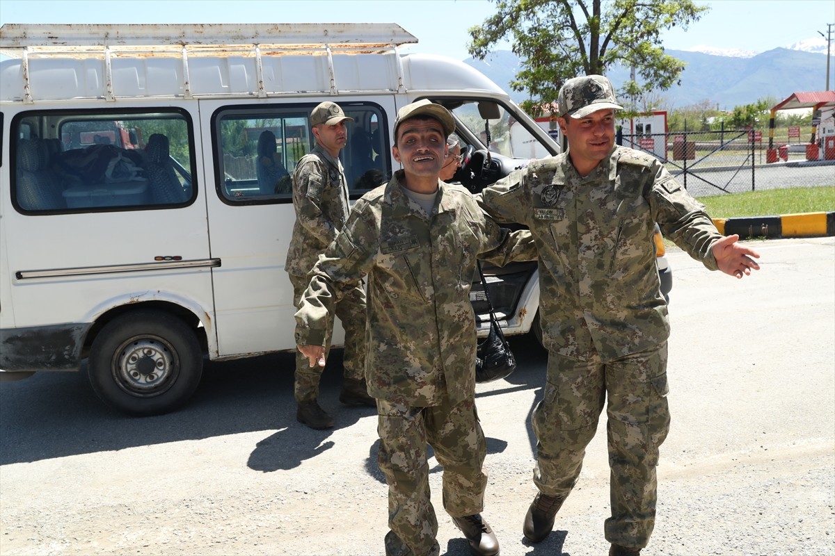 Erzincan'da Engelliler Haftası dolayısıyla "Temsili Askerlik Uygulaması" kapsamında bir günlüğüne...