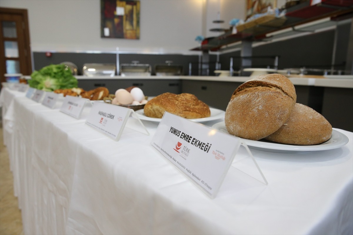 Eskişehir'de, Cumhurbaşkanlığı himayelerinde, Kültür ve Turizm Bakanlığının koordinasyonunda...