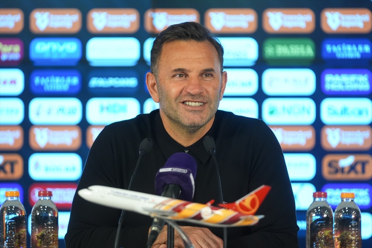 Galatasaray Teknik Direktörü Okan Buruk, Trendyol Süper Lig'in 34. haftasında RAMS Park'ta Net...