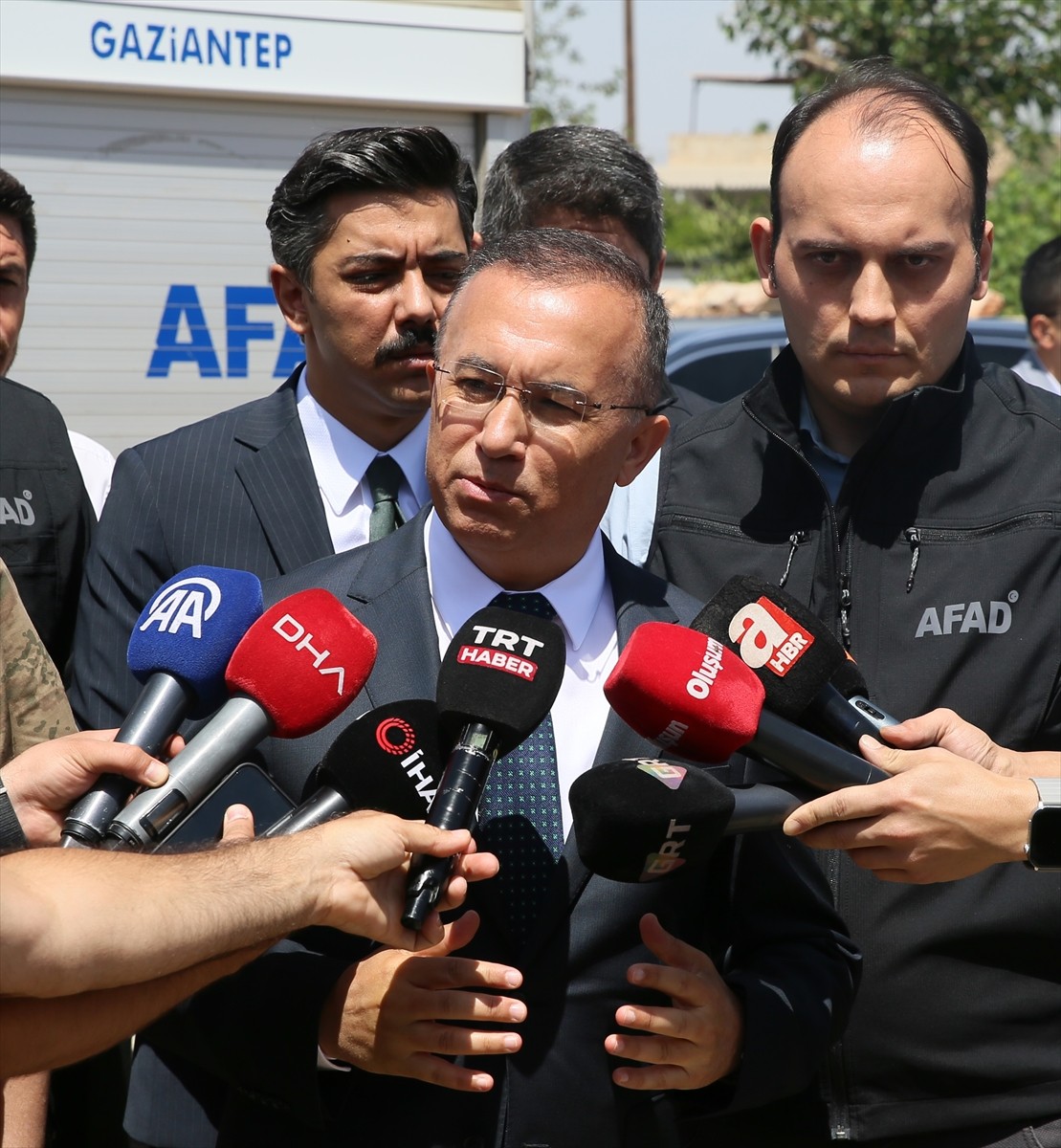 Gaziantep'in Araban ilçesinde kaybolan 10 yaşındaki otizmli çocuğu bulmak için başlatılan arama...