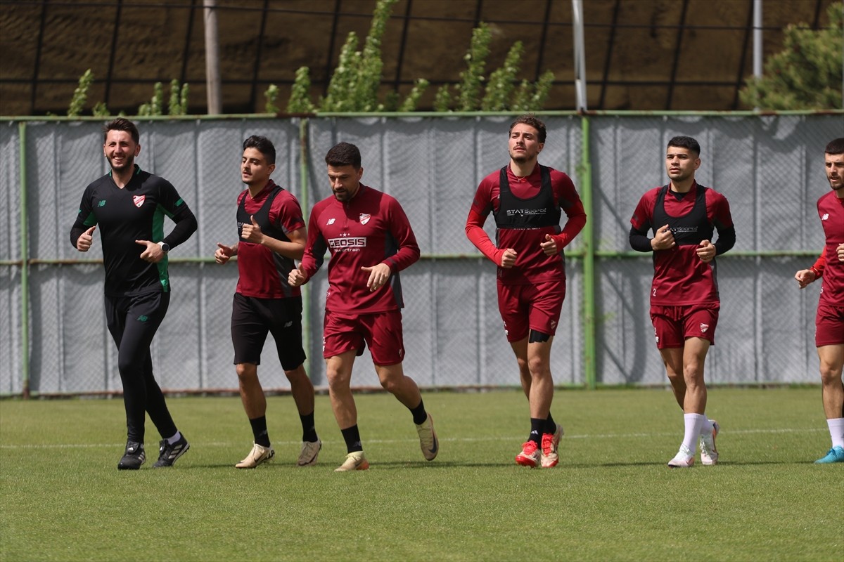 Geosis Boluspor, Trendyol 1. Lig play-off ikinci turunda oynayacağı Teksüt Bandırmaspor maçının...