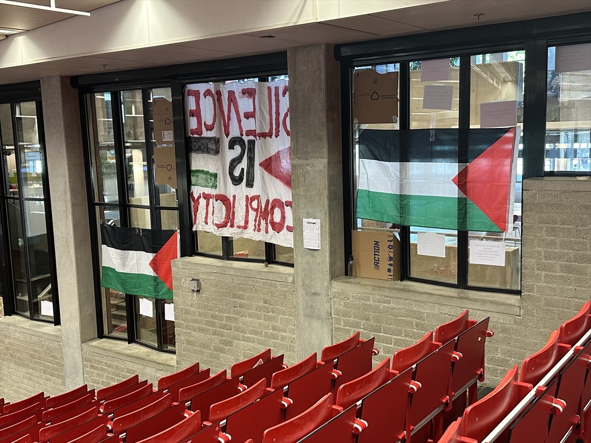 Hollanda'da farklı üniversitelerde Filistin destekçilerinin İsrailli akademik kurumlarla...