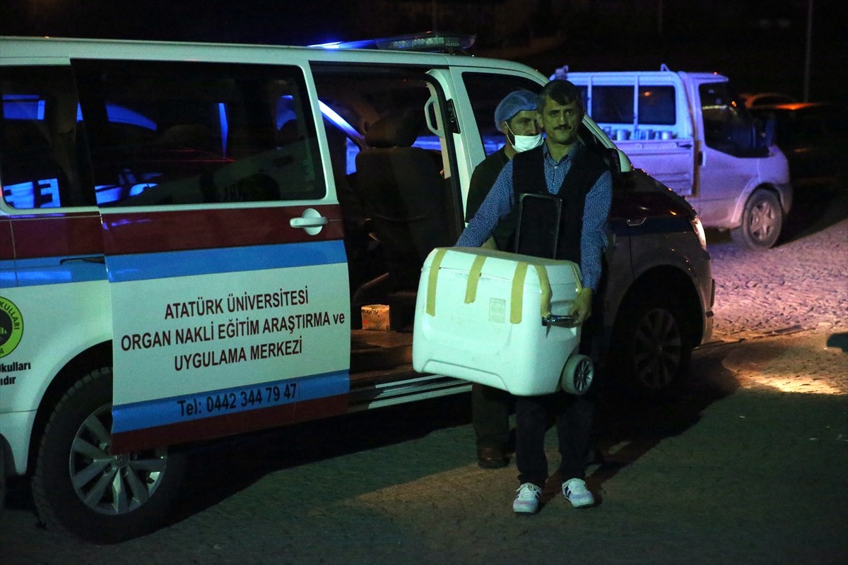 Kars Harakani Devlet Hastanesi yoğun bakım servisinde tedavi gördüğü sırada beyin ölümü...