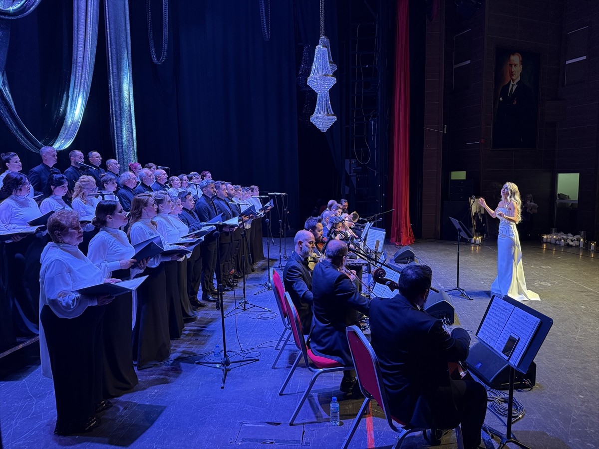 Klasik Türk müziği sanatçısı, icracı ve bestekar Prof. Dr. Alaeddin Yavaşca anısına Tekirdağ'da...