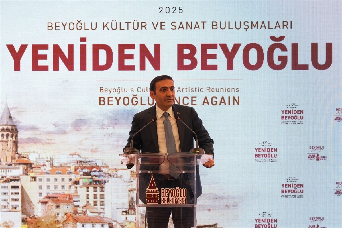 Kültür sanat camiasından isimler, Beyoğlu'nun kültür sanat hayatını yeniden canlandırmak amacıyla...