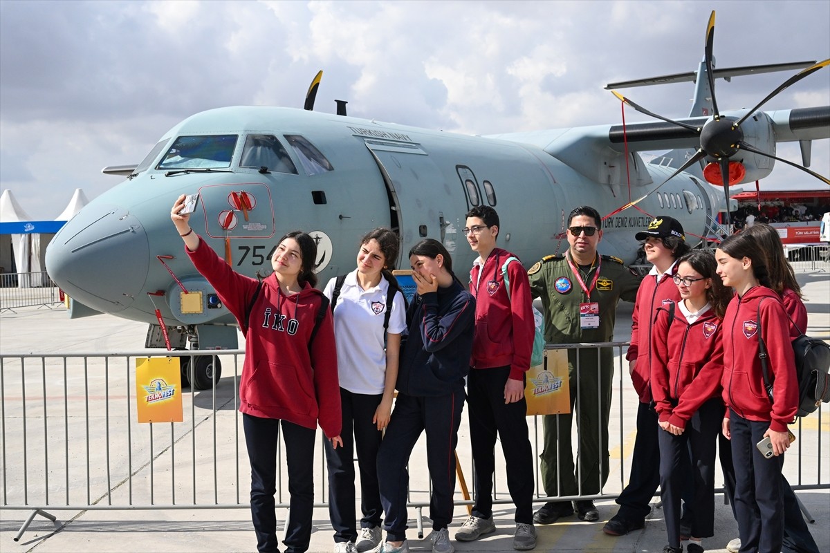 Kuzey Kıbrıs Türk Cumhuriyeti'nde (KKTC) düzenlenen havacılık, uzay ve teknoloji festivali...