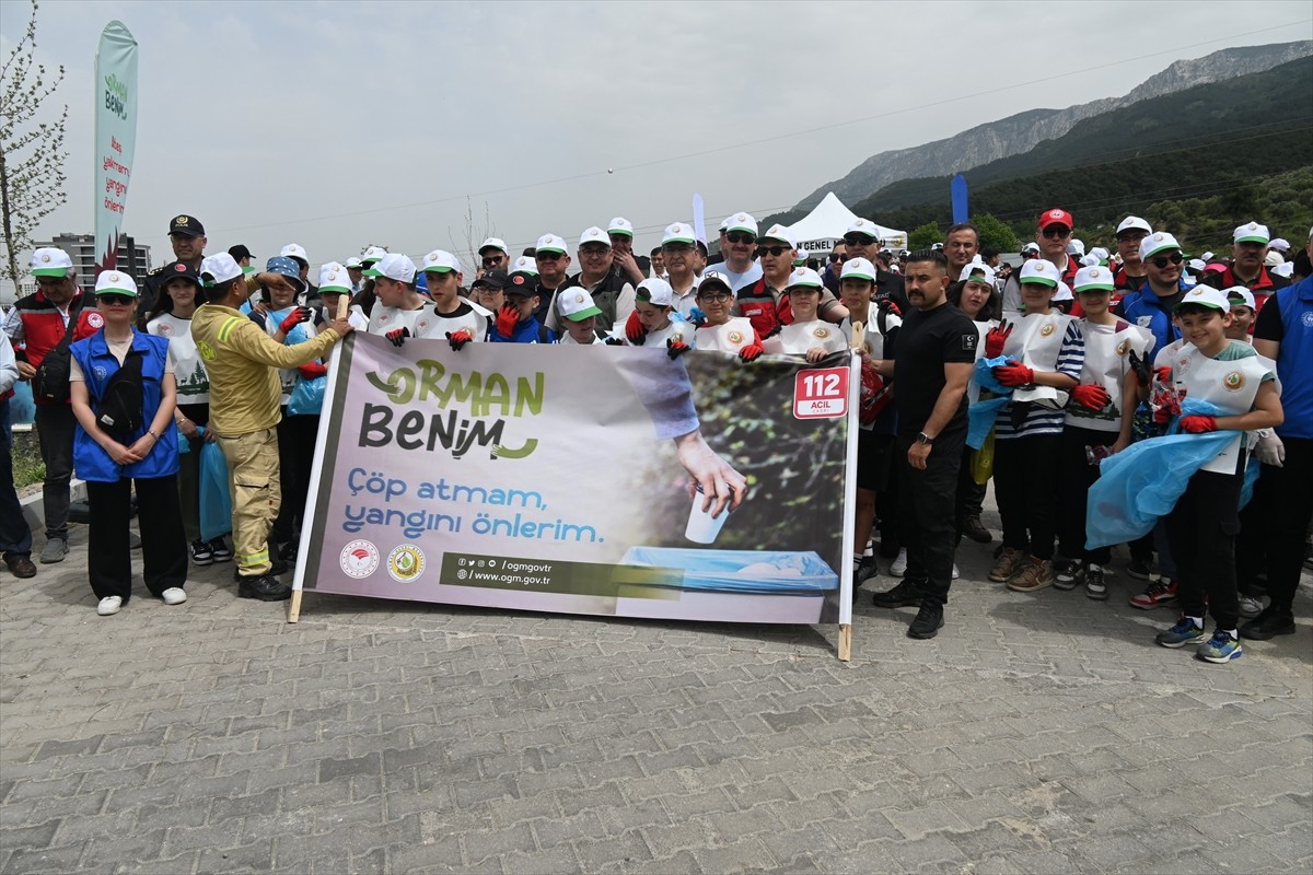 Manisa'da orman yangınlarına yönelik tedbirler kapsamında "Orman Benim" etkinliği...