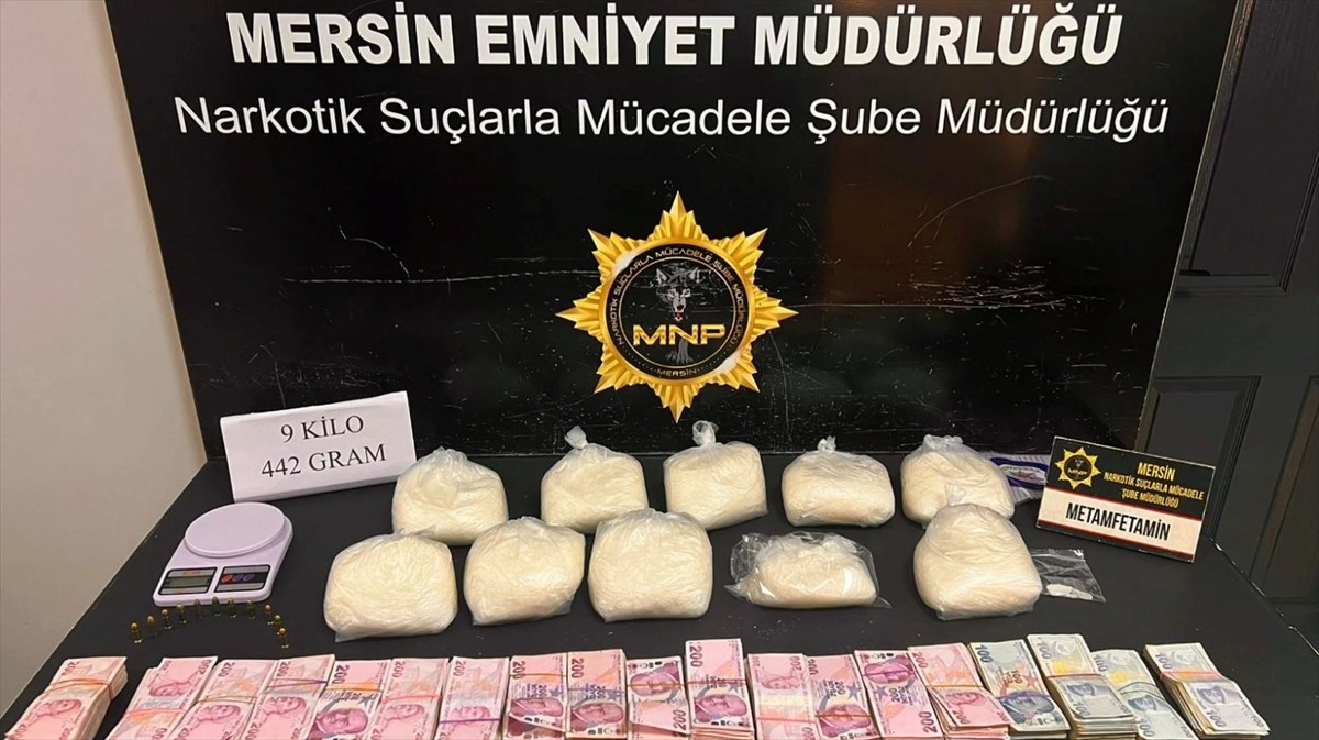 Mersin'de düzenlenen operasyonda 9 kilo 442 gram sentetik uyuşturucu ele geçirildi, 1 şüpheli...