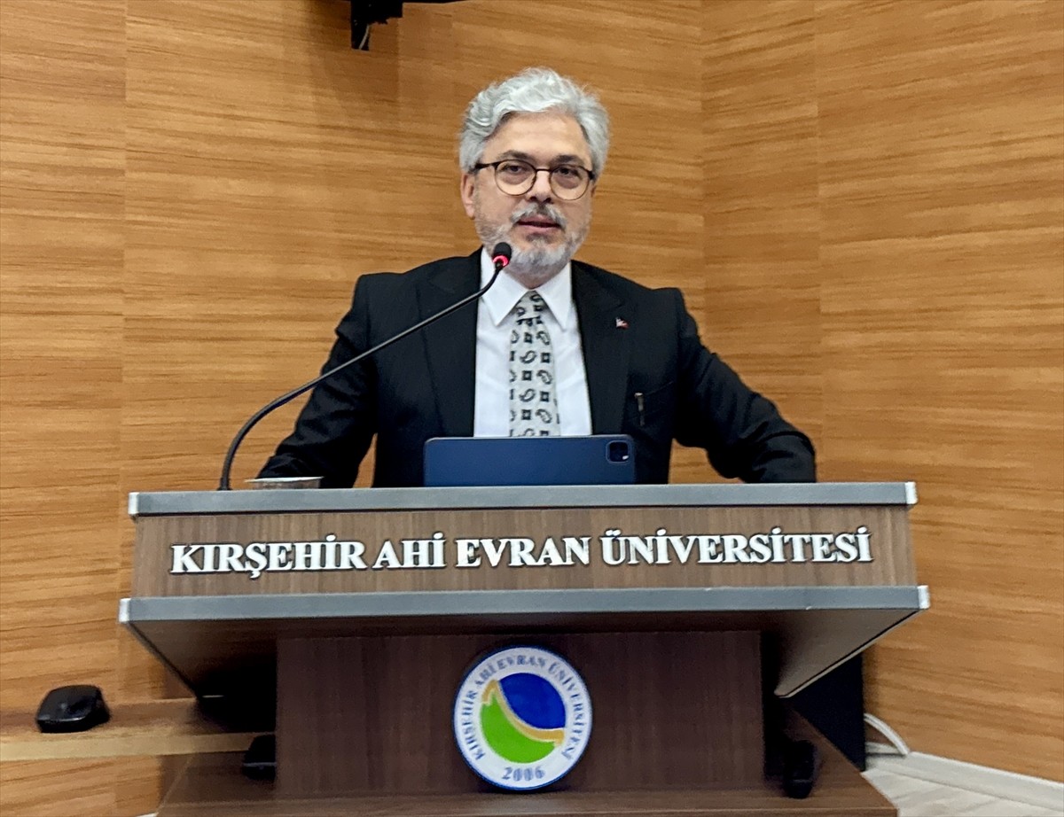 Milli Eğitim Bakan Yardımcısı Ömer Faruk Yelkenci, Kırşehir Ahi Evran Üniversitesi (KAEÜ)...