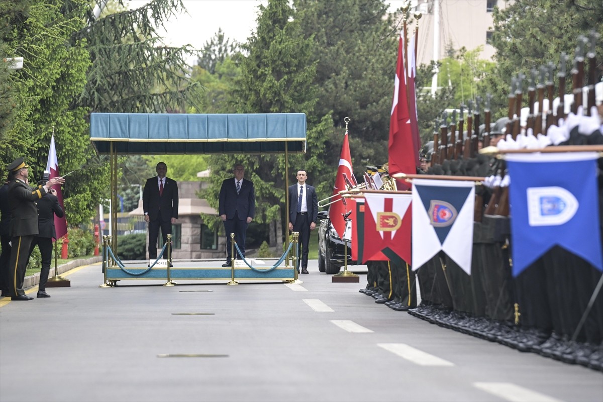 Milli Savunma Bakanı Yaşar Güler, Katar Başbakan Yardımcısı ve Savunma İşlerinden Sorumlu Devlet...