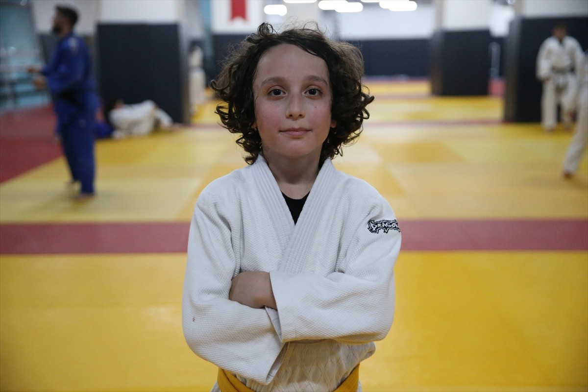 Ordu'da dört yıl önce judoya başlayan 13 yaşındaki Kerem Gündoğdu, Yıldızlar Judo Balkan...