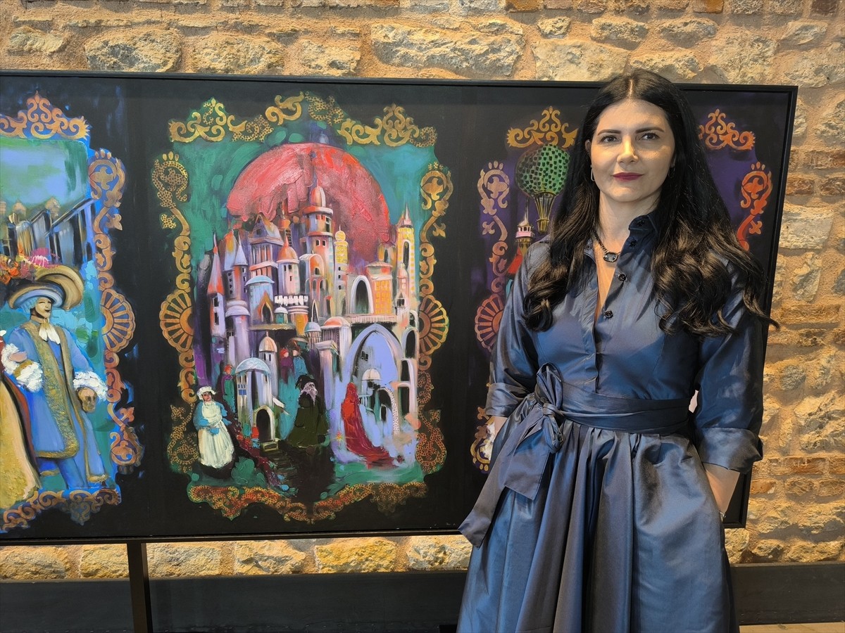 Ressam Sinem Kurt'un eserlerinin yer aldığı "Boyutlar Arası Yolculuk 'Toprak Ana-Kara'" Sergisi...