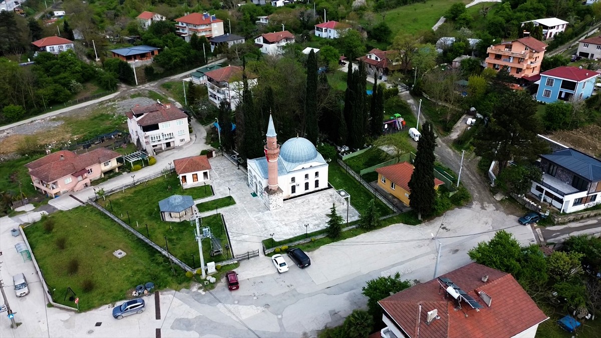 Sakarya'nın Sapanca ilçesinde 1892 yılında Osmanlı Sultanı Abdülmecid'in eşi Peruste Rahime Sultan...