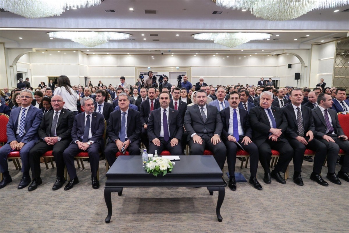 Sanayi ve Teknoloji Bakanı Mehmet Fatih Kacır, 'Türkiye Sosyal Kapsayıcı Yeşil Geçiş Projesi...