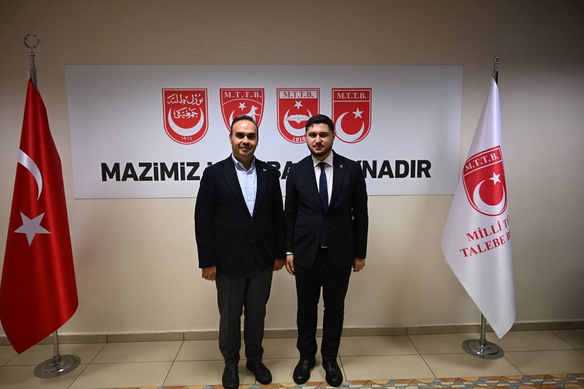 Sanayi ve Teknoloji Bakanı Mehmet Fatih Kacır, Milli Türk Talebe Birliğinin düzenlediği, teknoloji...