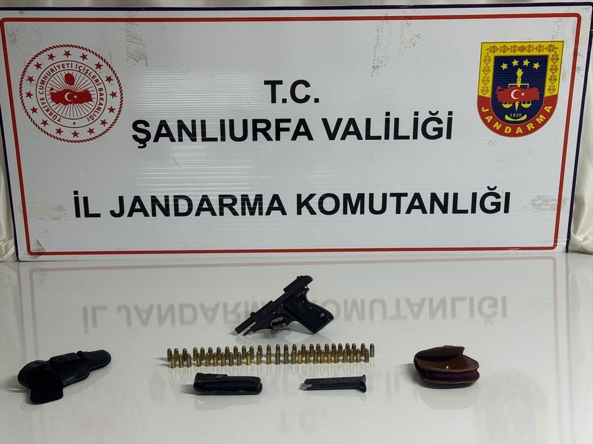 Şanlıurfa'da düzenlenen silah kaçakçılığı operasyonunda 5 şüpheli gözaltına alındı. Operasyonda, 2...