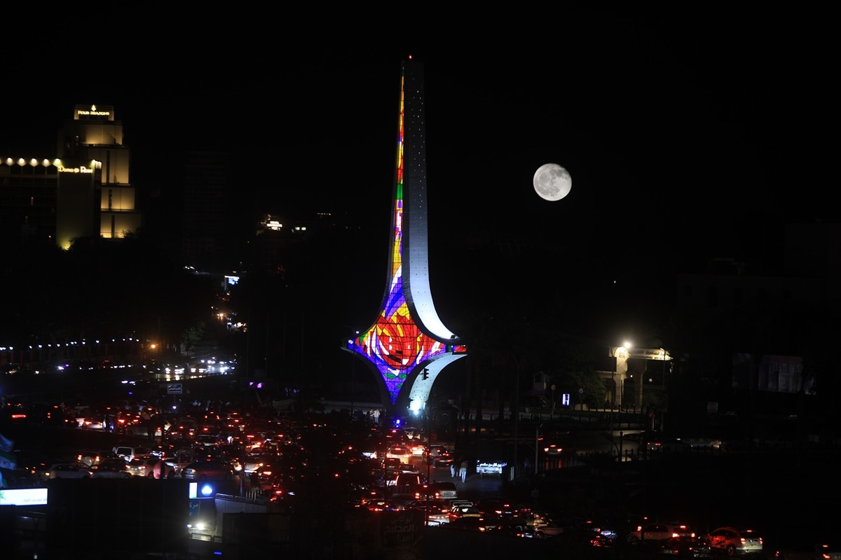 Suriye Cumhurbaşkanı Ahmed Şara, Suriye Devlet Televizyonu El-İhbariyye'de ulusa sesleniş...