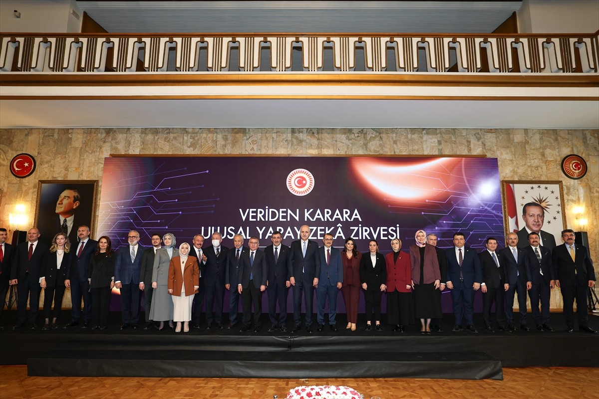 TBMM Başkanı Numan Kurtulmuş, TBMM Tören Salonu'nda düzenlenen Veriden Karara Ulusal Yapay Zeka...