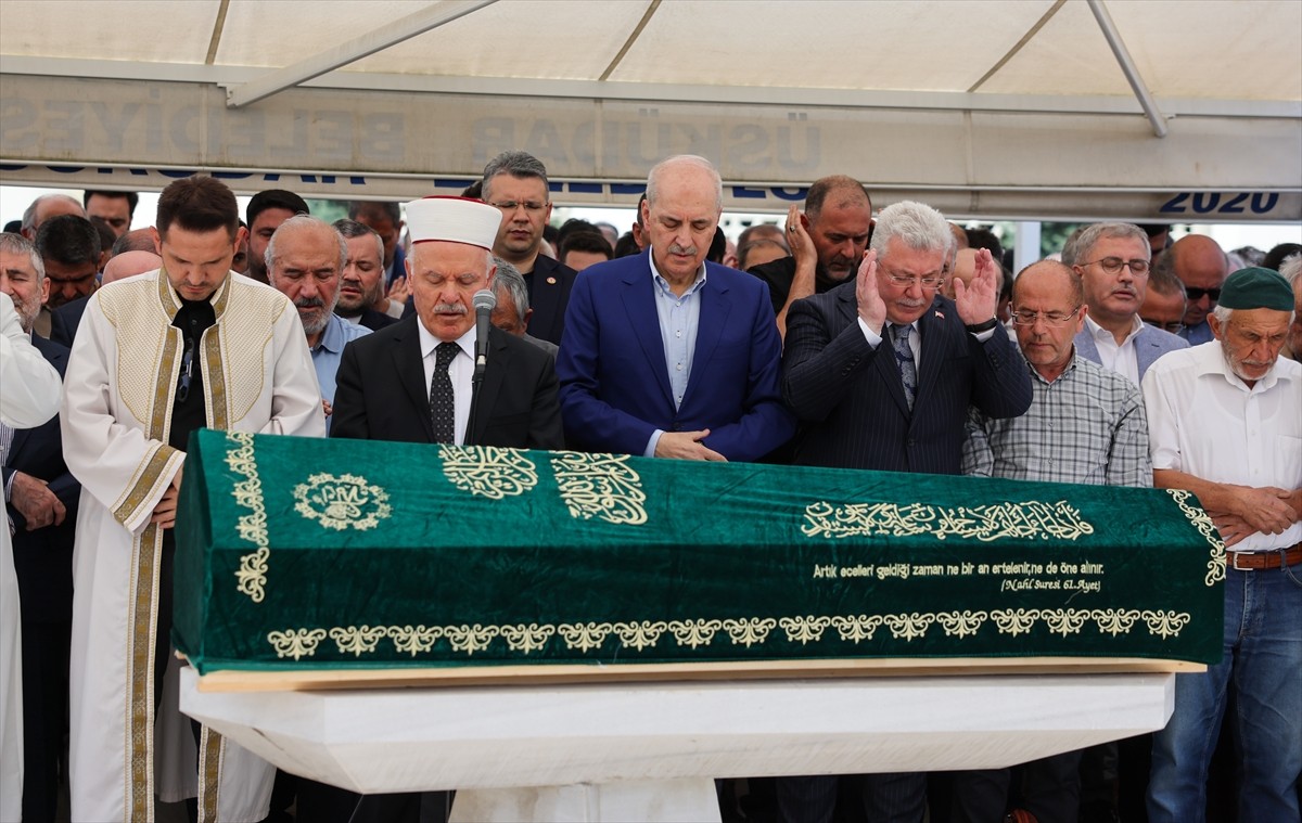 TBMM Başkanı Numan Kurtulmuş, vefat eden Marmara Üniversitesi İlahiyat Fakültesi emekli Öğretim...