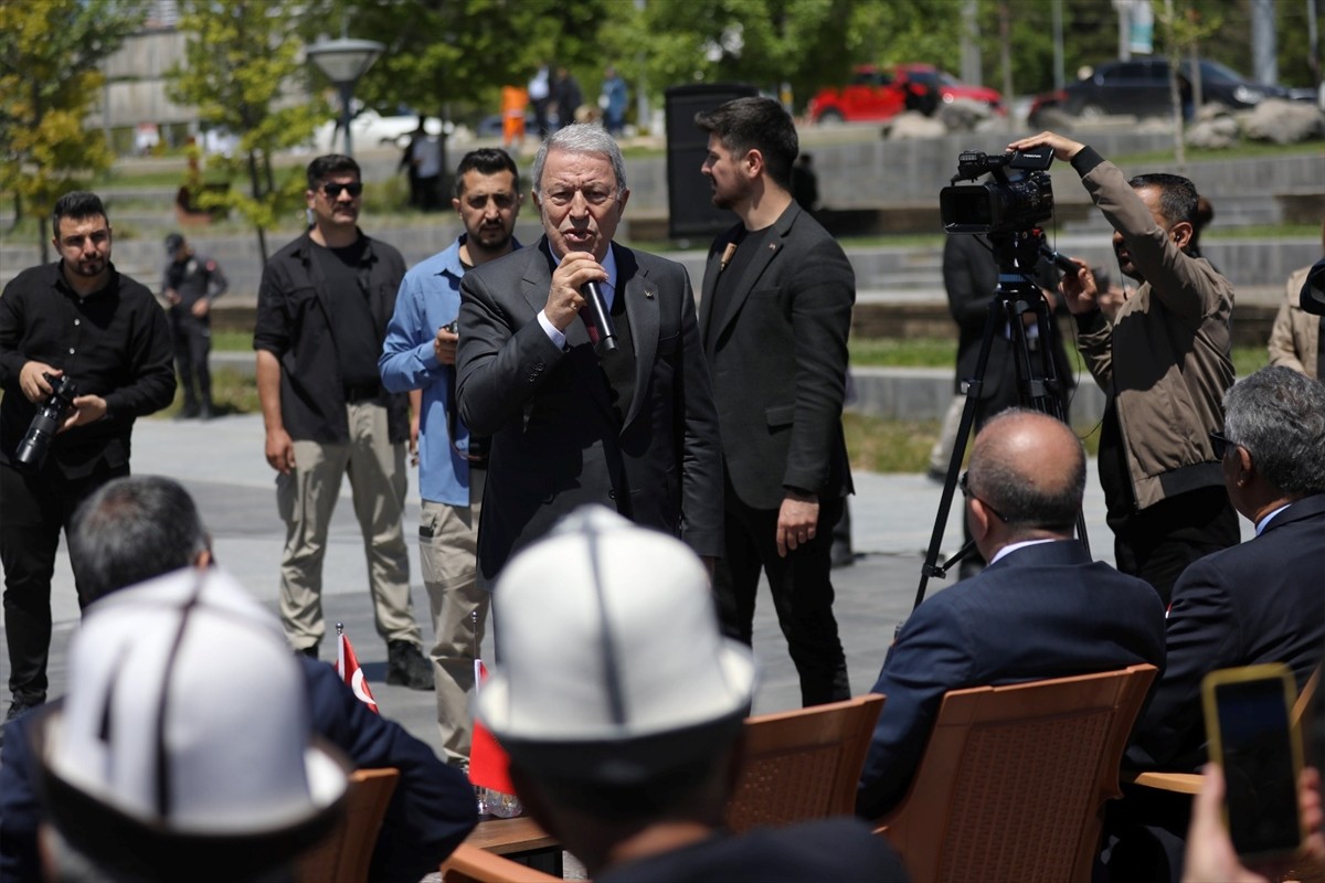 TBMM Milli Savunma Komisyonu Başkanı ve AK Parti Kayseri Milletvekili Hulusi Akar, Elazığ'daki...