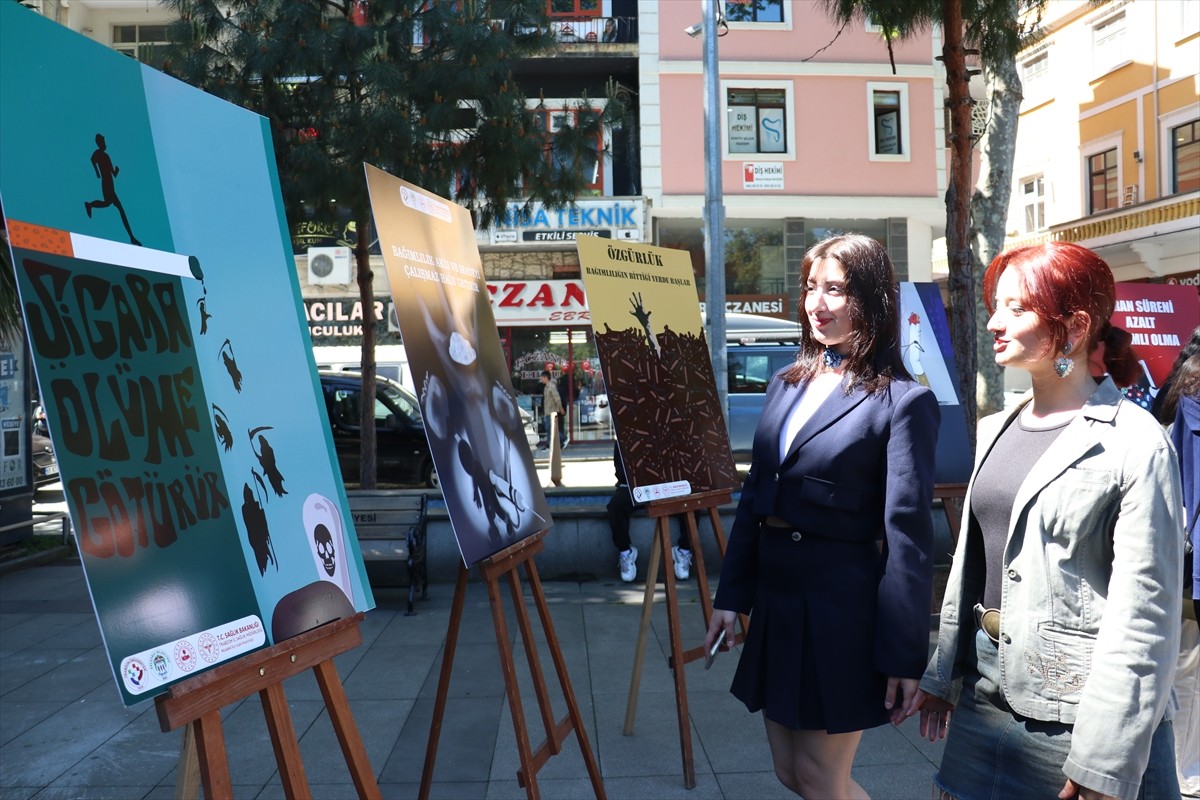 Trabzon Üniversitesi Güzel Sanatlar ve Tasarım Fakültesi öğrencileri, bağımlılıkla mücadeleye...