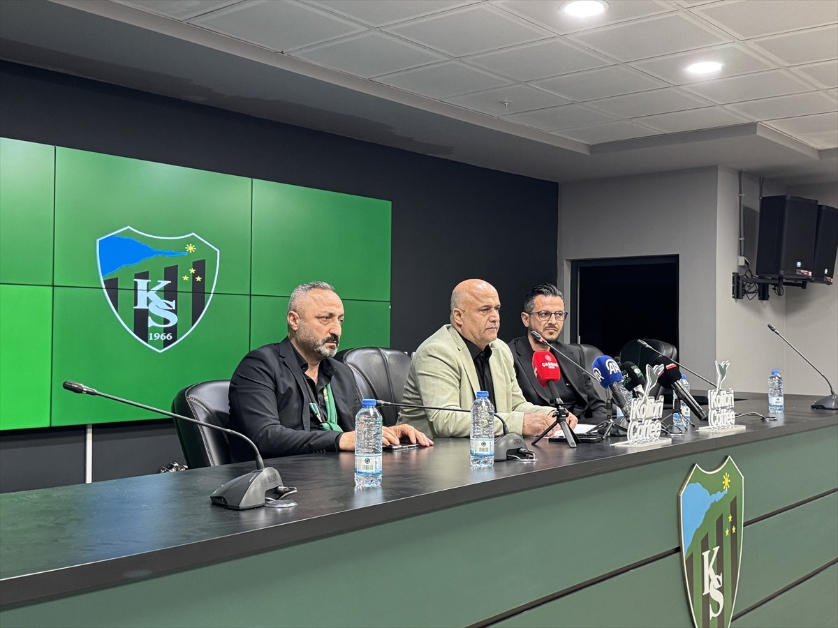 Trendyol Süper Lig'e yükselen Kocaelispor'da başkan Recep Durul, kulübü kurumsal üye olan...