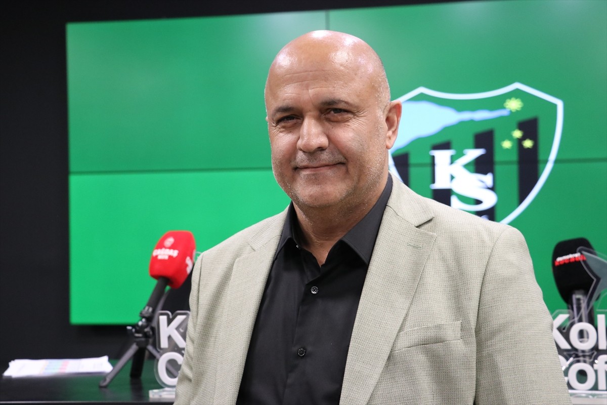 Trendyol Süper Lig'e yükselen Kocaelispor'da başkan Recep Durul, kulübü kurumsal üye olan...