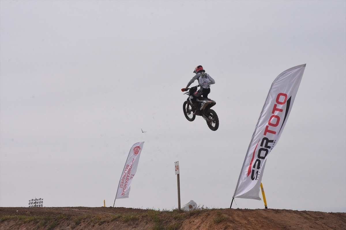 Türkiye, Avrupa Gençler ve Balkan Motosiklet Birliği (BMU) Motokros şampiyonaları, antrenman ve...