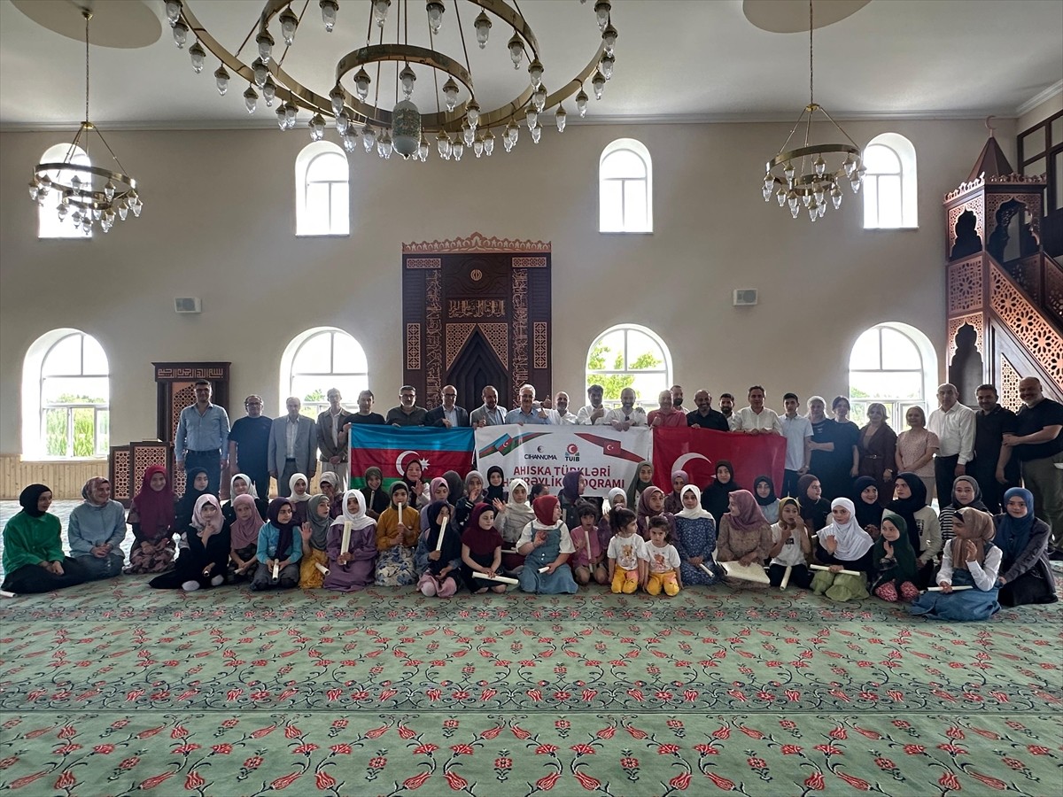 Türkiye-Azerbaycan İş Adamları ve Sanayiciler Birliği (TÜİB) öncülüğünde, Azerbaycan'ın Saatlı...