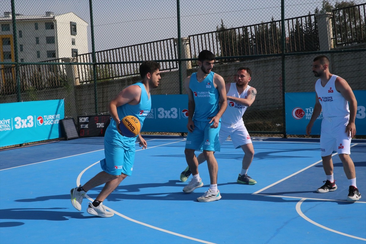 Türkiye Basketbol Federasyonu (TBF) ve Türkiye Sigorta iş birliğiyle hayata geçirilen açık hava...
