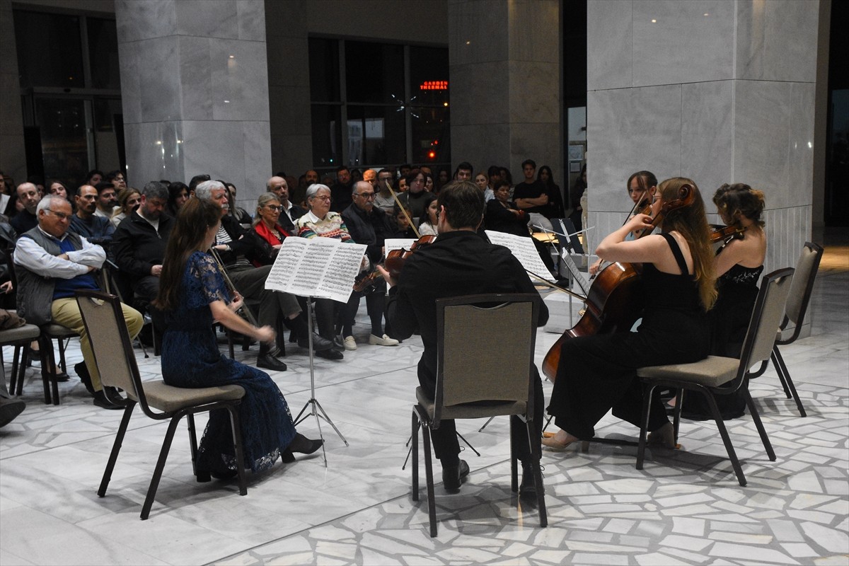 Türkiye-Çekya arasındaki dostluğu yansıtan Afyonkarahisar Klasik Müzik Festivaliyle...