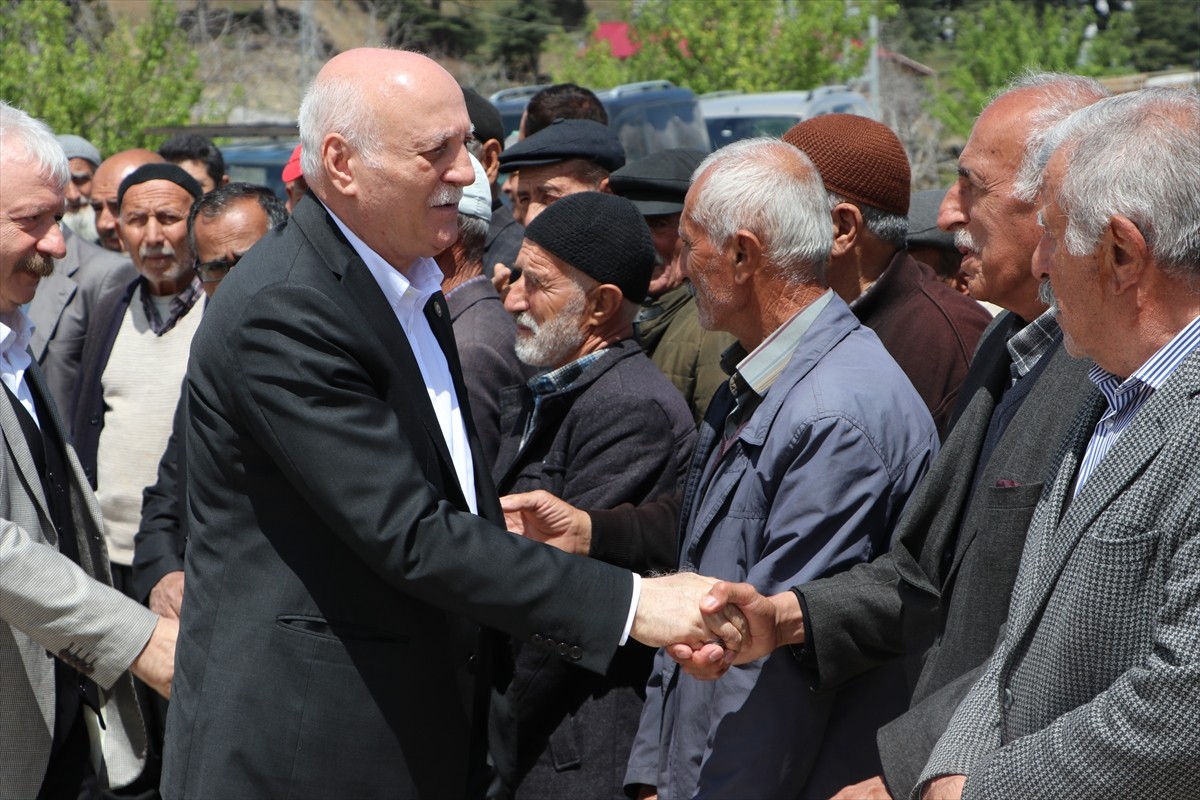 Türkiye Ziraat Odaları Birliği (TZOB) Genel Başkanı Şemsi Bayraktar, Kahramanmaraş'ın...