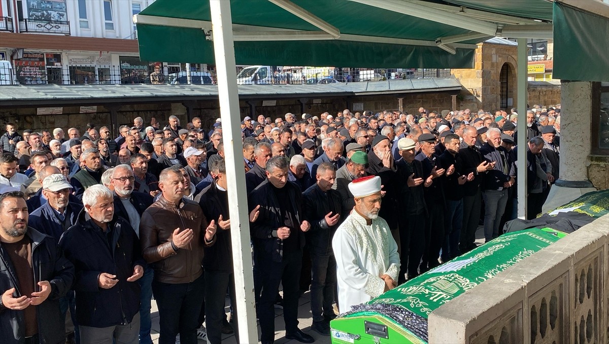 Yozgat'ta bir kişi, alacak meselesi nedeniyle tartıştığı kaynanasını bıçakla öldürdü. Otopsi...