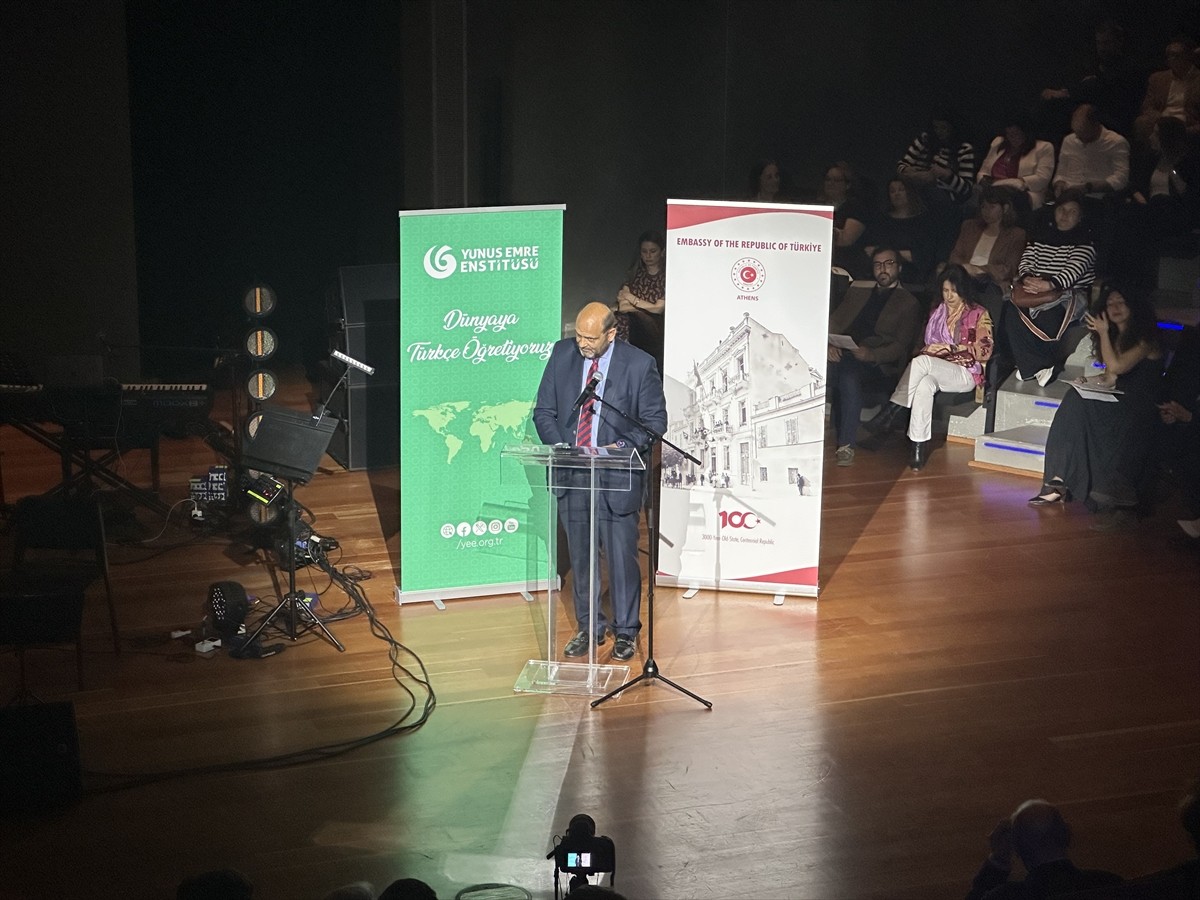 Yunanistan'ın başkenti Atina'da Türk piyanist Nazlı Hacıalioğlu ve Yunan klarnet virtüözü Thanasis...