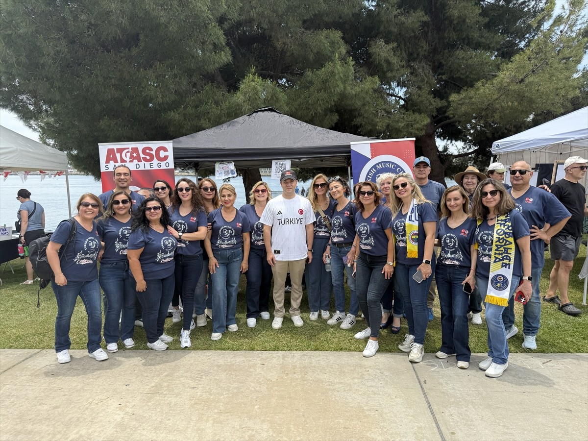 ABD'nin California eyaletinin Los Angeles kentine bağlı Long Beach'te 4. Türk Festivali...