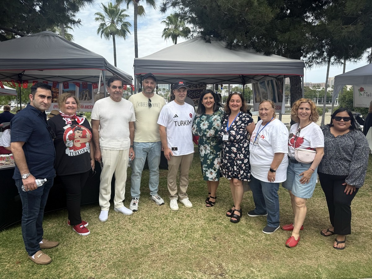 ABD'nin California eyaletinin Los Angeles kentine bağlı Long Beach'te 4. Türk Festivali...