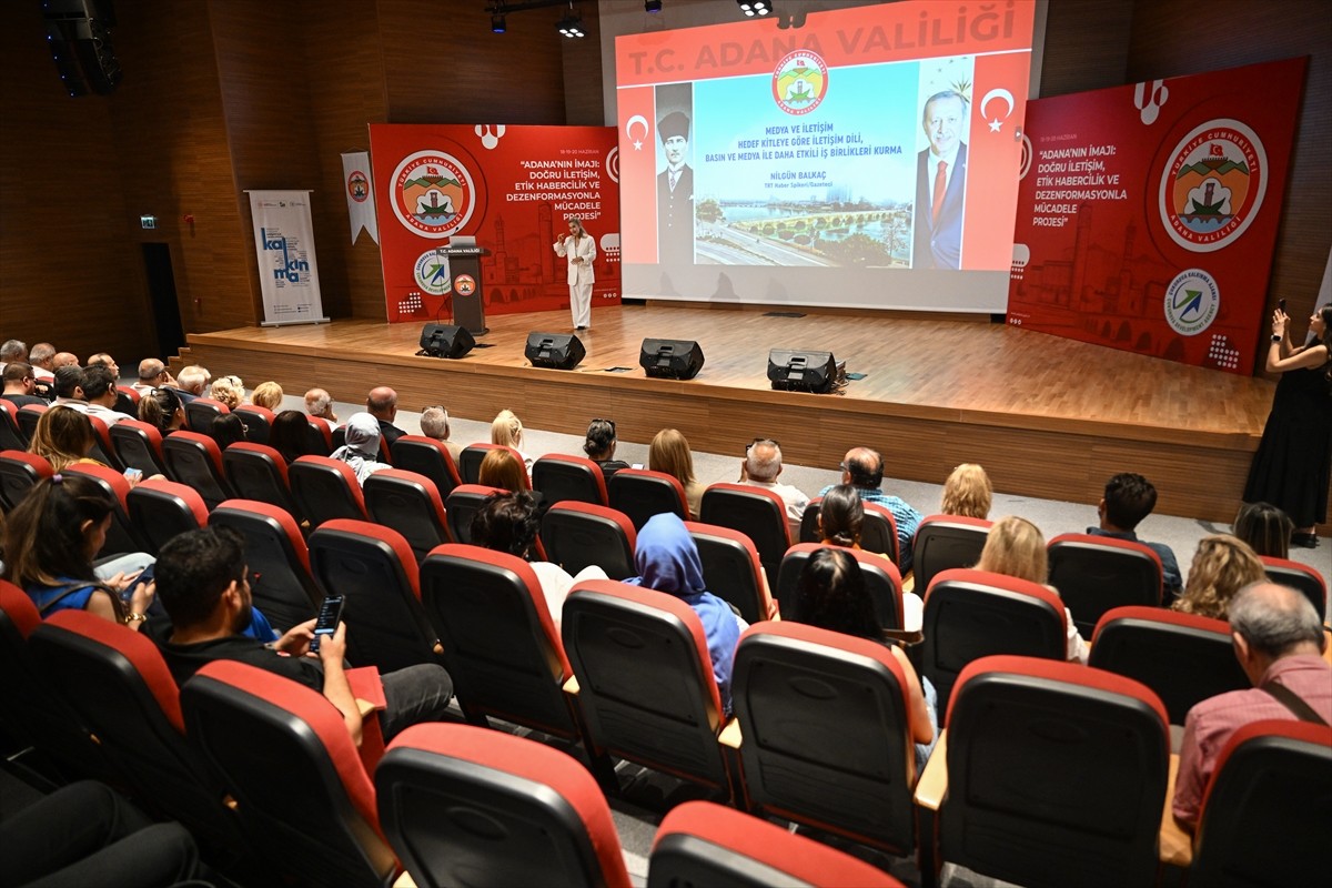 Adana'da 3 gün süren "Adana'nın İmajı: Doğru İletişim, Etik Habercilik ve Dezenformasyonla...