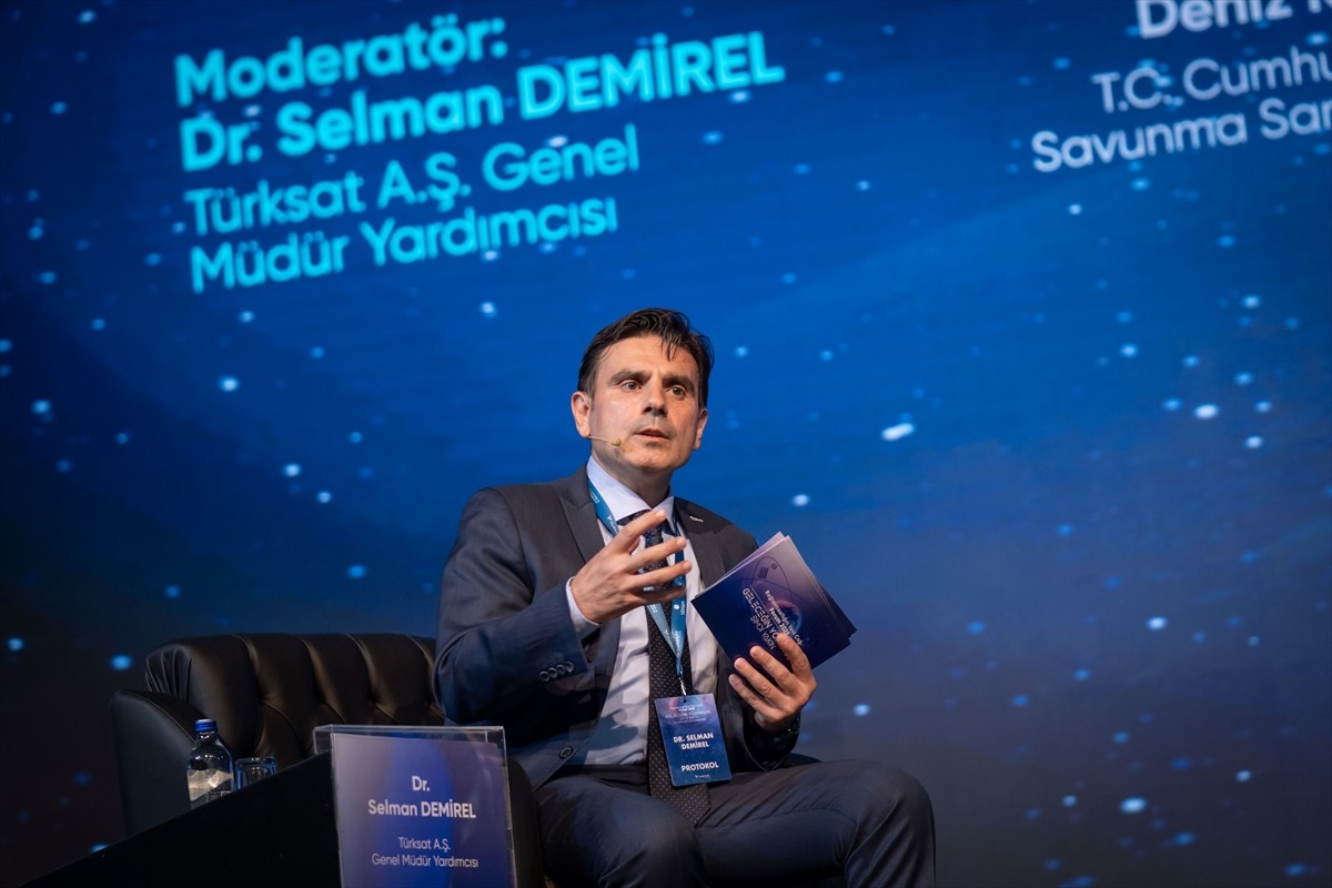 Anadolu Ajansının Global İletişim Ortağı olduğu ve TÜRKSAT'ın ev sahipliğinde düzenlenen...