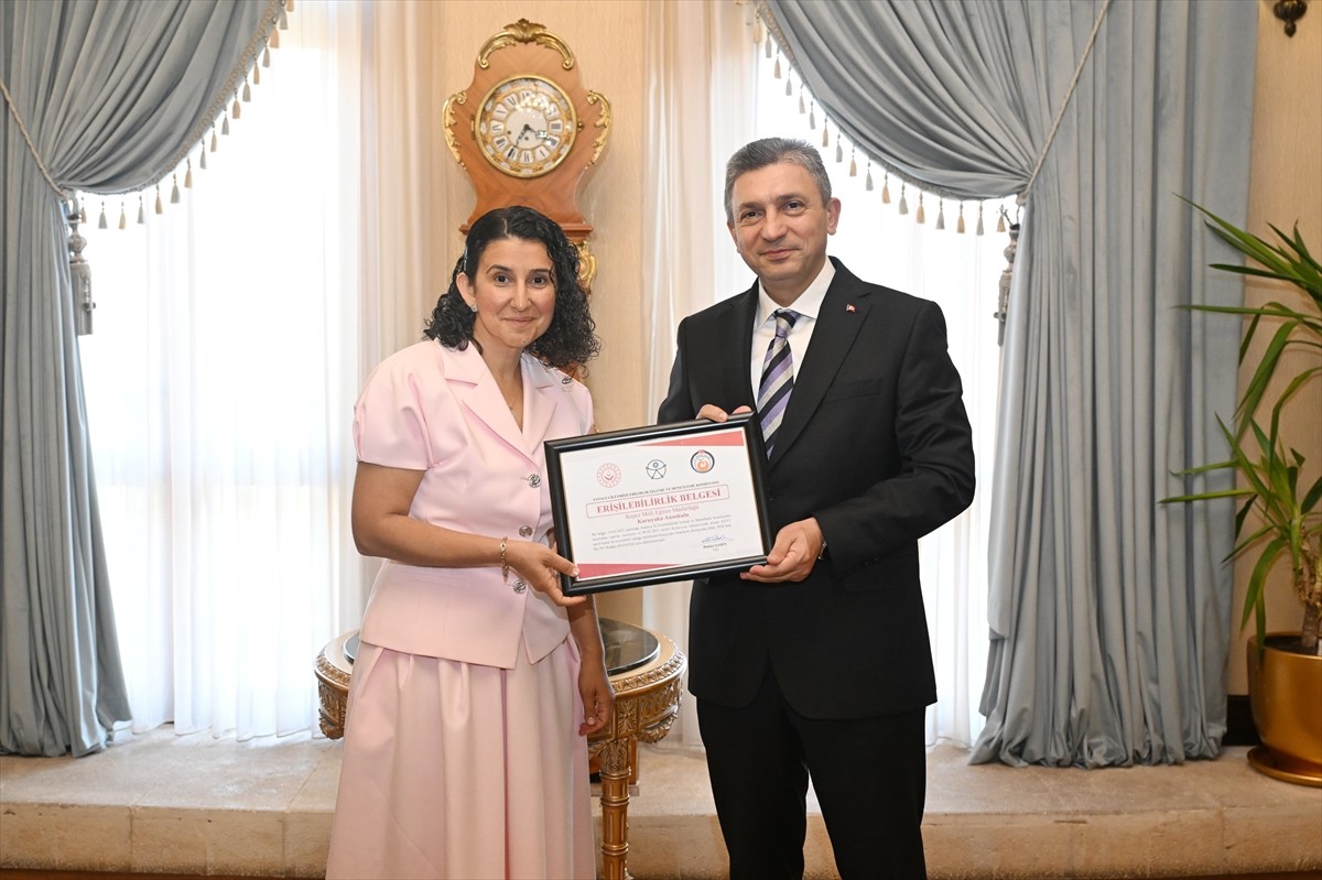 Antalya, 22 açık alanla Türkiye'nin en fazla erişilebilir açık alanına sahip ili oldu. Valilikte...